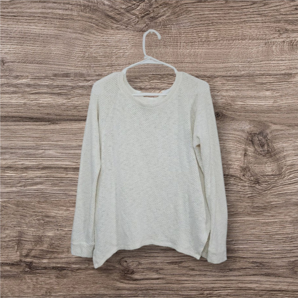 Velvet By Graham & Spencer Asymmetrical Textured Sweater Size Small Side Slits - Picture 1 of 7